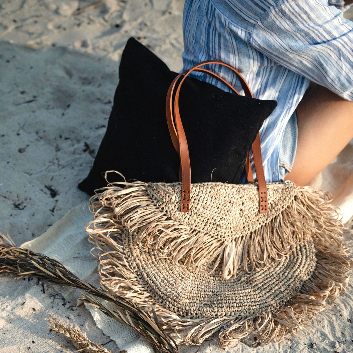 Beige Umhängetasche mit Fransen Strandtasche Einkaufstasche SUMBAWA