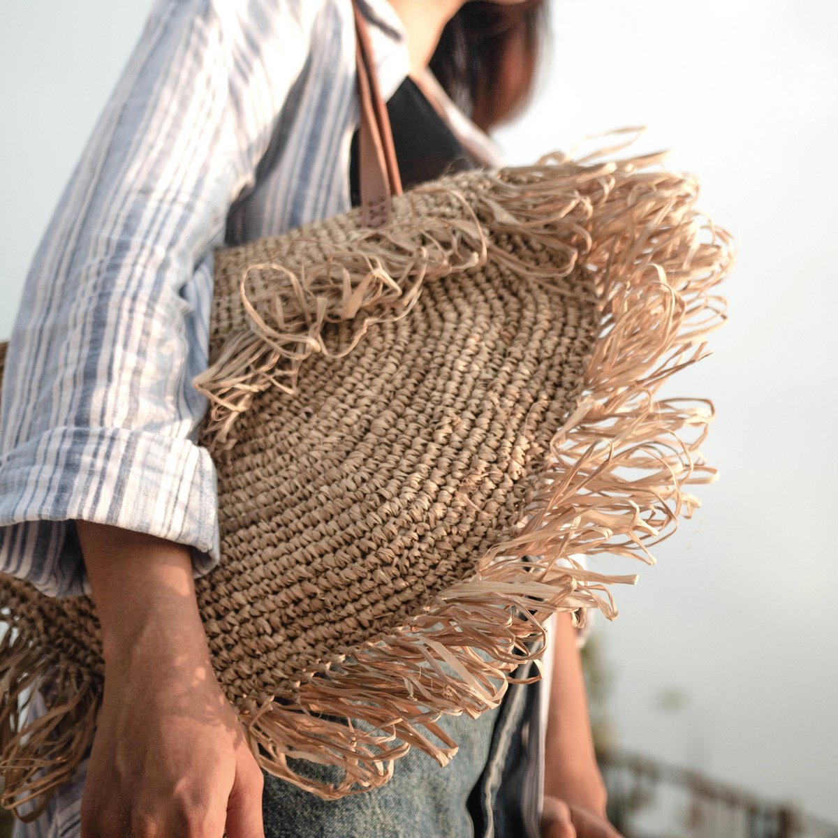 Beige Umhängetasche mit Fransen Strandtasche Einkaufstasche SUMBAWA